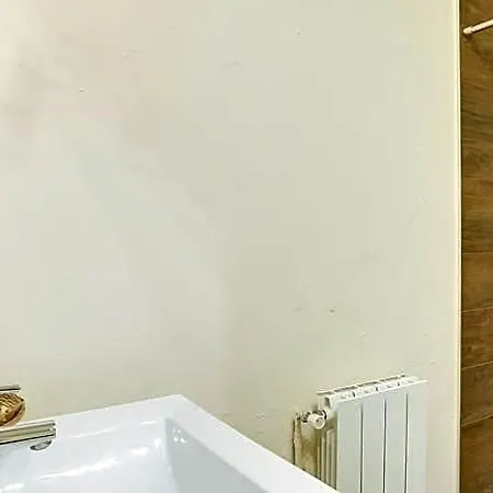 Hotel Le Seigneur De Bons 4*